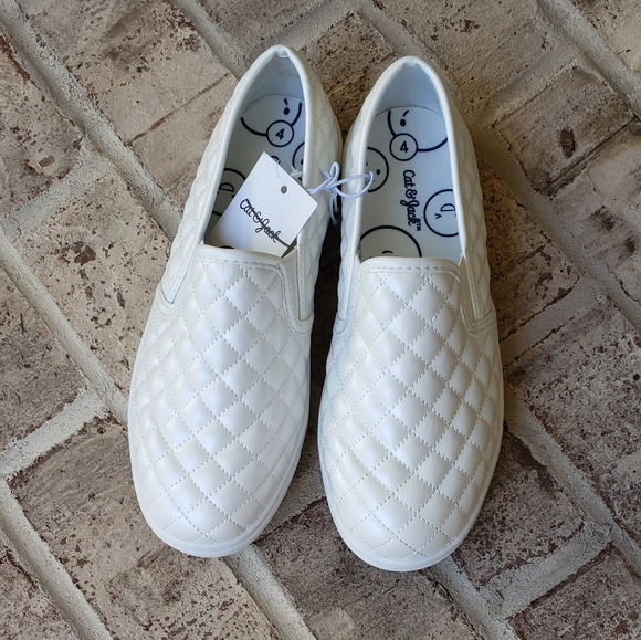 Other - Girls Quilted Sneakers